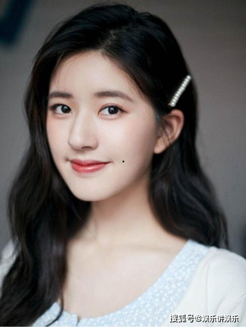 明星吃瓜群推荐qq,QQ群内独家爆料,娱乐圈幕后故事大公开